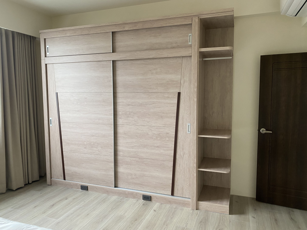 台中系統櫃臥室與更衣間案例